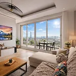 Luxury Flat - Eiffel Tower View & Terrace - Air Conditioning