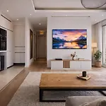 Luxury Flat - Eiffel Tower View & Terrace - Air Conditioning