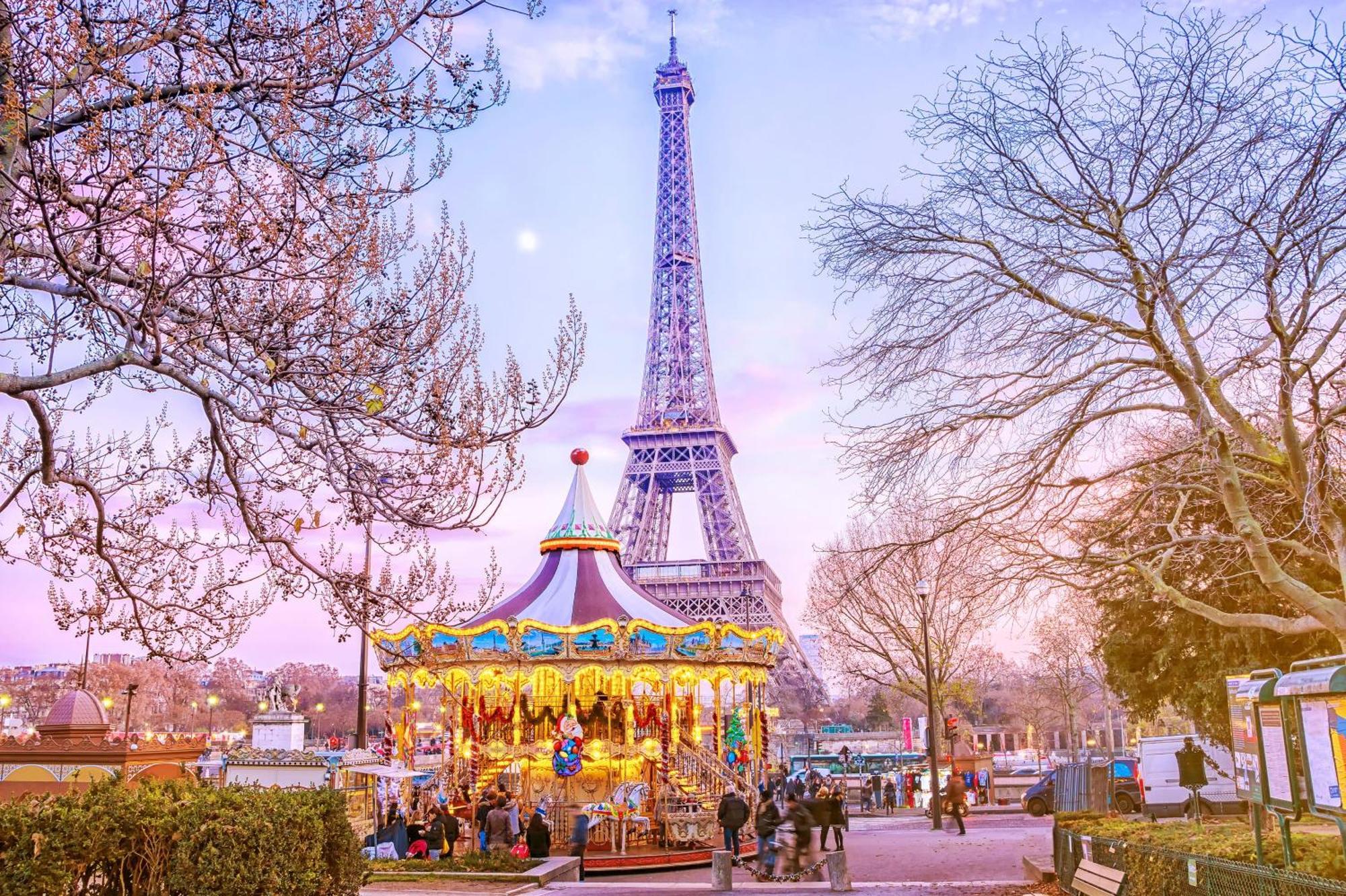 Luxury Flat - Eiffel Tower View & Terrace - Air Conditioning Paris